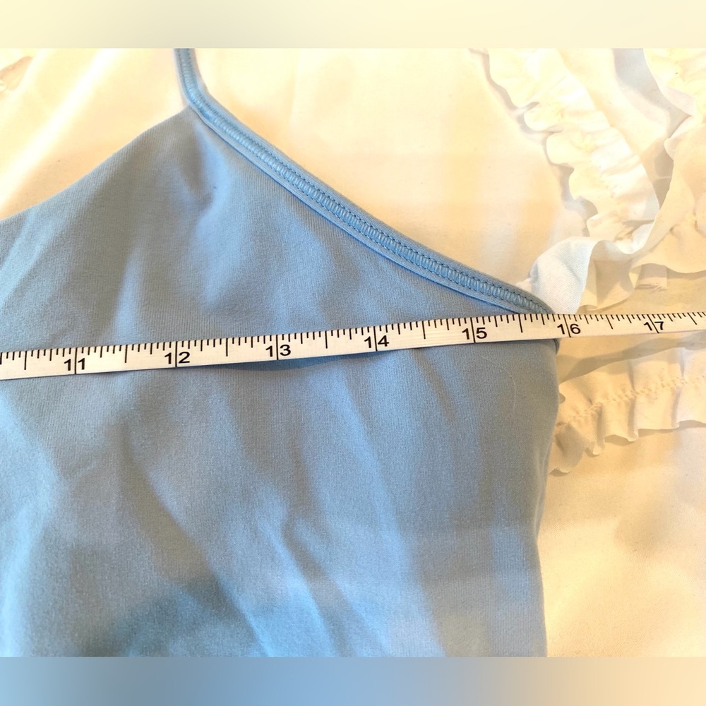 Women's Blue and Burgundy Workout Shorts and Yoga Top Set Size M - Picture 14 of 16